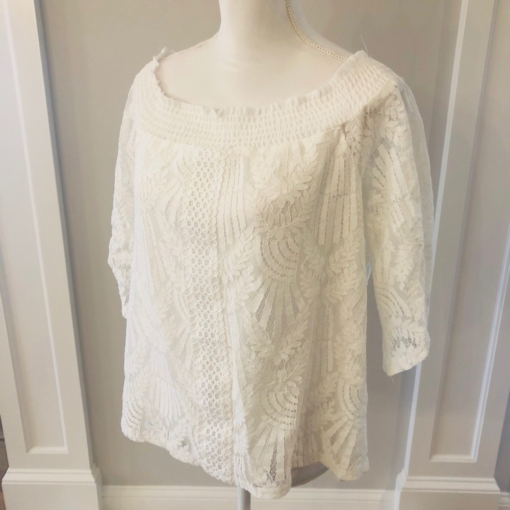 NWT women’s off shoulder lace top